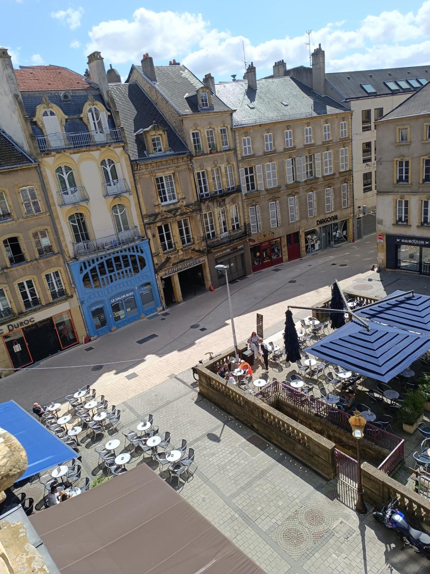 Appartement Duplexcoeur De Ville Metz Bagian luar foto